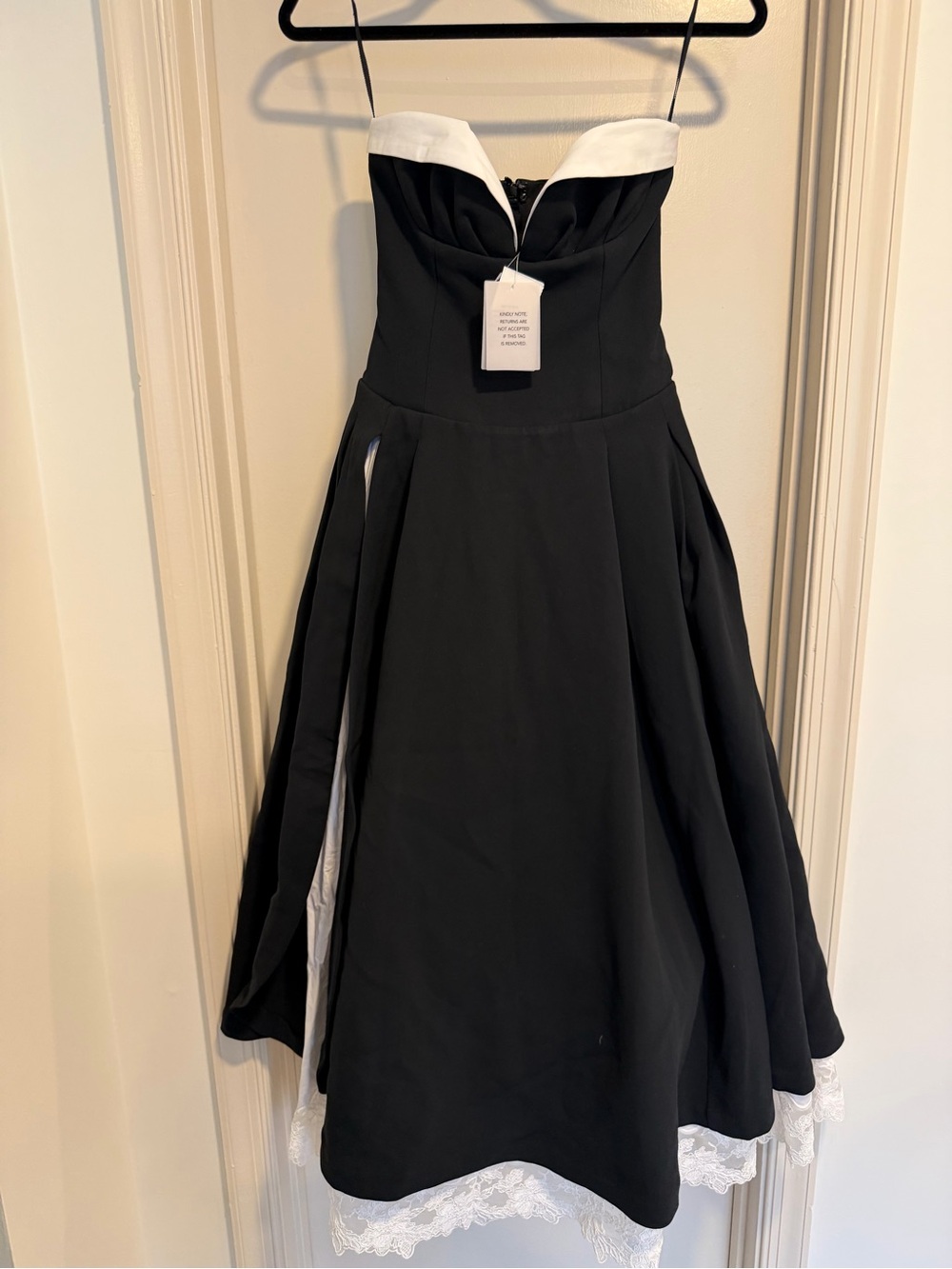 Helsa The Finale Midi Dress With Lace & Poplin in Black Size XS NEW! With tags! - Picture 6 of 12